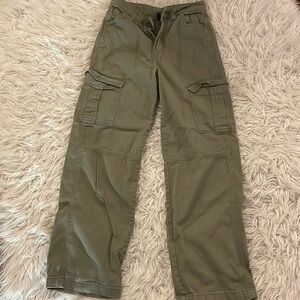 Green cargo pants